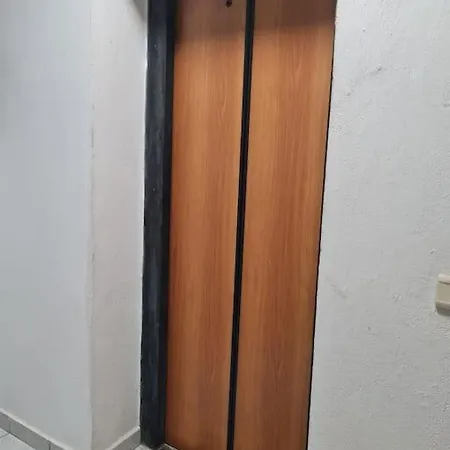 Cozy & Spacious Flat - City Centre Wilson Square