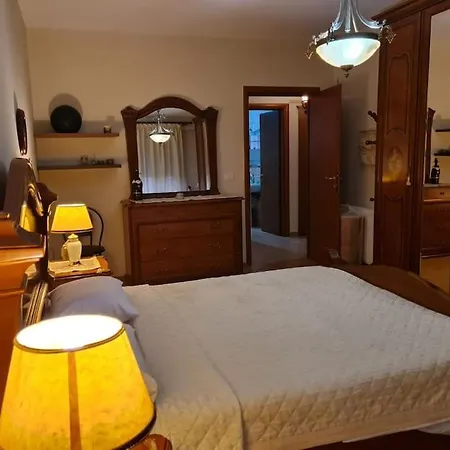 Cozy & Spacious Flat - City Centre Wilson Square Tirana