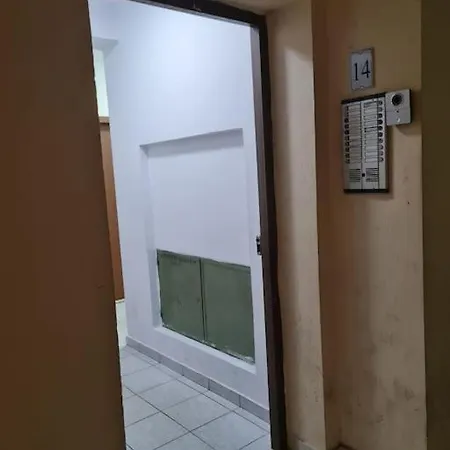 Cozy & Spacious Flat - City Centre Wilson Square * Τίρανα