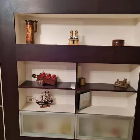 Cozy & Spacious Flat - City Centre Wilson Square Διαμέρισμα Τίρανα