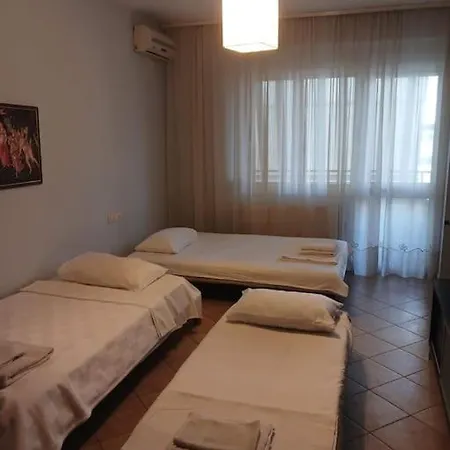 Cozy & Spacious Flat - City Centre Wilson Square * Τίρανα