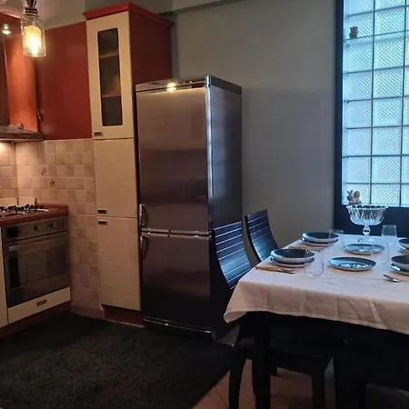 Διαμέρισμα Cozy & Spacious Flat - City Centre Wilson Square